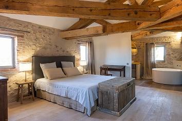 Chambre Zéphir au 2ème étage du Château Montana